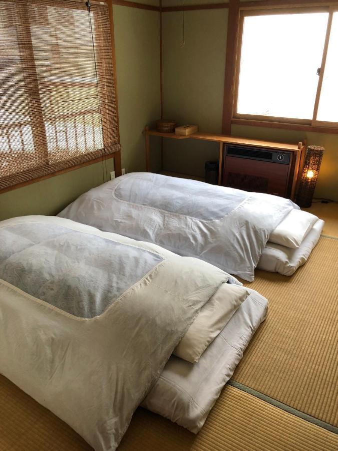 Guest House Zu-Thones Hakuba Exterior photo