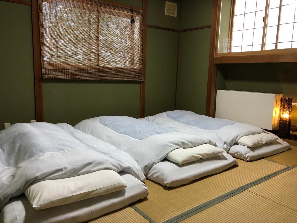 Guest House Zu-Thones Hakuba Exterior photo