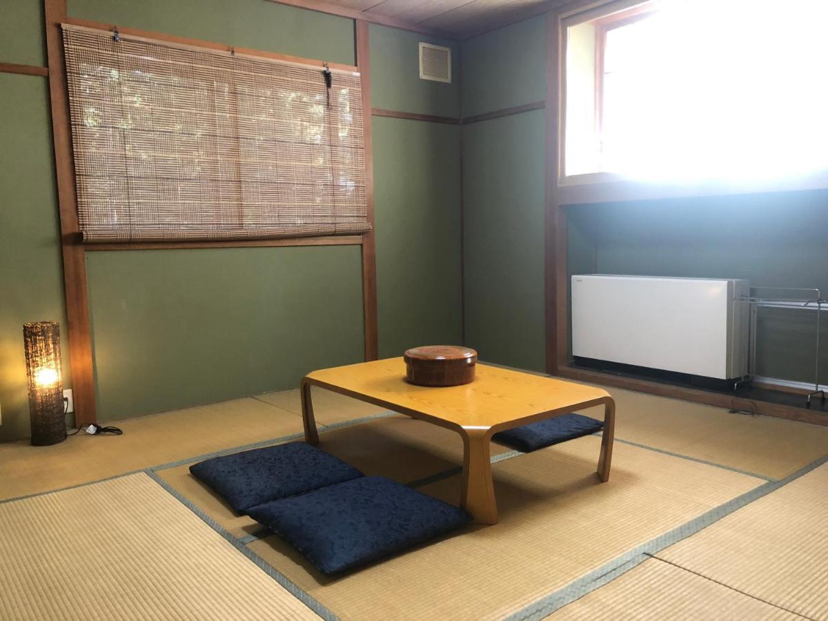 Guest House Zu-Thones Hakuba Exterior photo