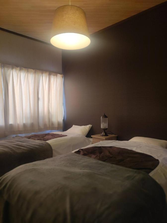 Guest House Zu-Thones Hakuba Exterior photo