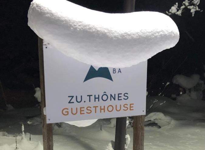 Guest House Zu-Thones Hakuba Exterior photo