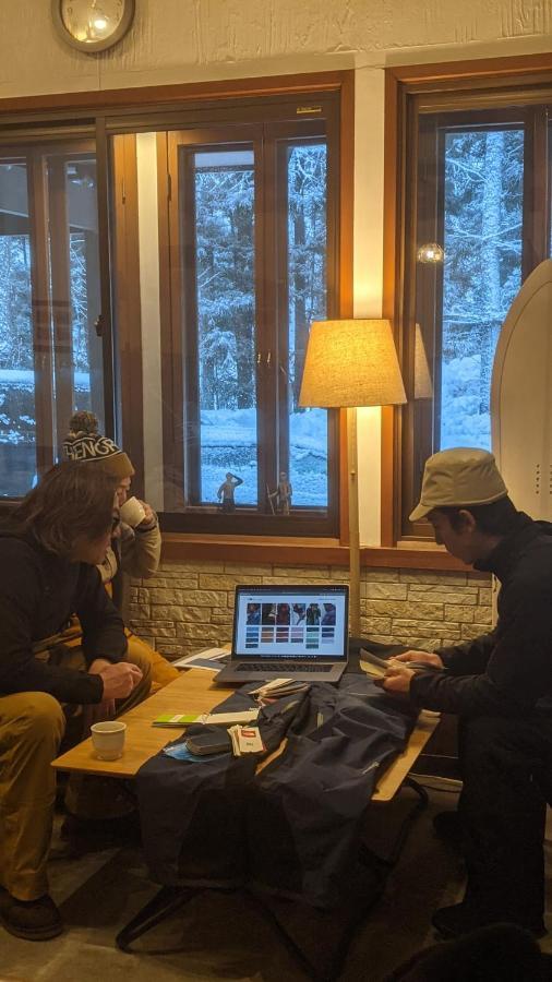 Guest House Zu-Thones Hakuba Exterior photo